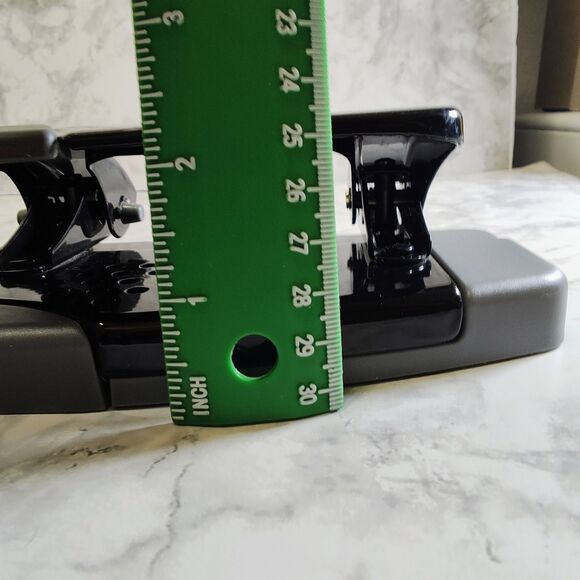 Swingline SmartTouch Low Force 20 Sheet Capacity 3 Hole Paper Punch Black/Gray - Picture 15 of 16